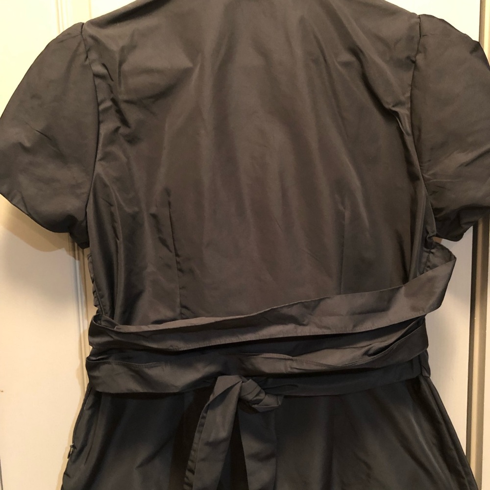 BCBGMaxAzria Black Short-Sleeve Collared Wrap Top - Picture 2 of 4
